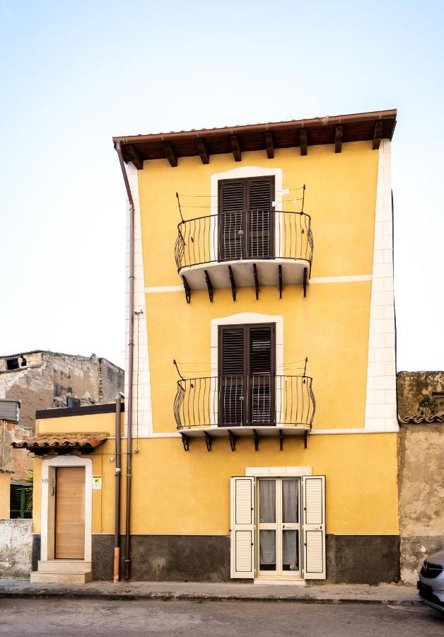 Casa Vacanze A' Lanterna Licata Exteriör bild
